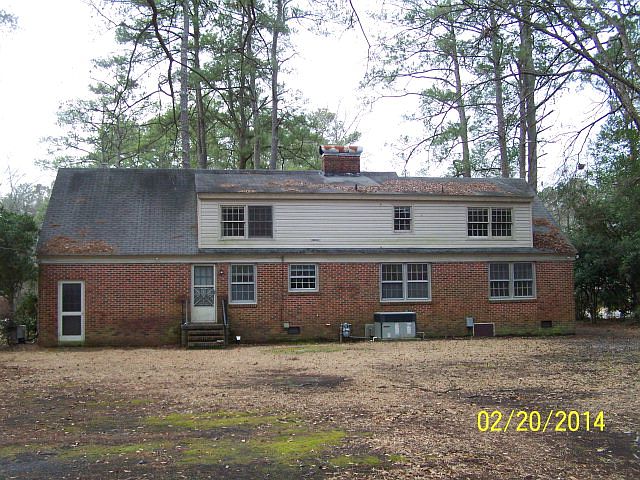 2nd image of 1208 Charles Dr
