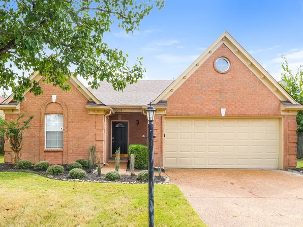 10029 Woodland Grove Dr, Arlington, TN 38002