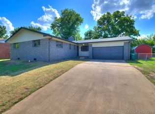 784 N Moccasin Pl, Sapulpa, OK 74066