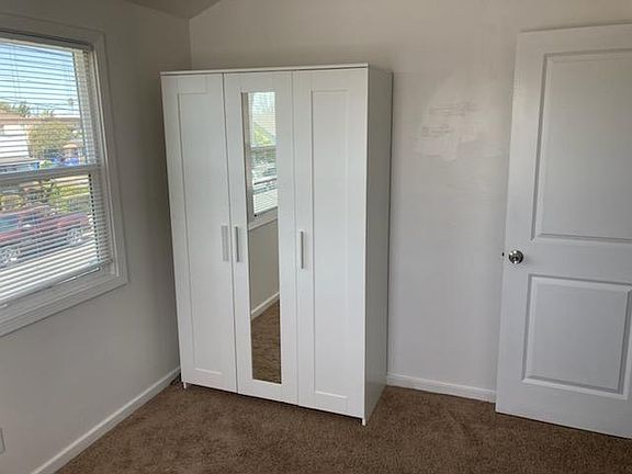 5th image of 904 24th St