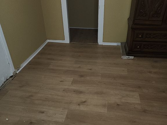 4th image of 93 W 20th St Floor 2