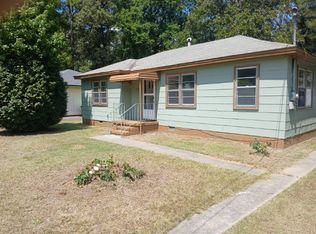 100 Willow Ave, Warner Robins, GA 31093