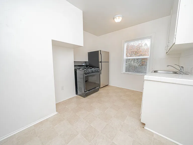 1315-1321 Dwight Way — Photo 4