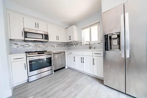 218 Seagate Ave #A Photo 1