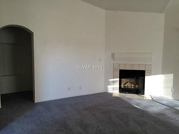 4th image of 7251 Indian Creek Ln Unit 104