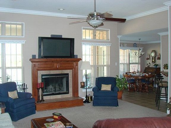 5th image of 23018 Edwyna Dr
