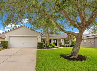 517 Lake Sumner Dr, Groveland, FL 34736