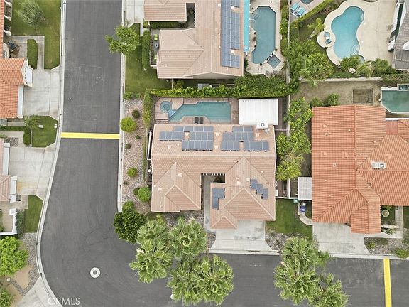 3rd image of 75100 La Sierra Dr