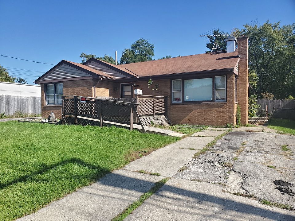 1st image of 21 Whidden Ave