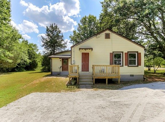 2nd image of 678 Meadowview Dr