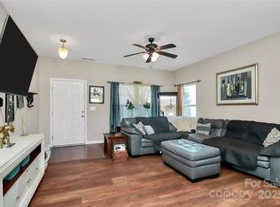 4175 Broadstairs Dr, Concord, NC 28025