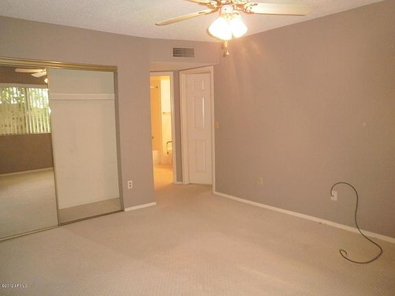 4th image of 212 E Anderson Ave