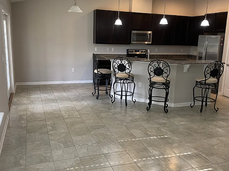 7400 Benes Trl — Photo 38