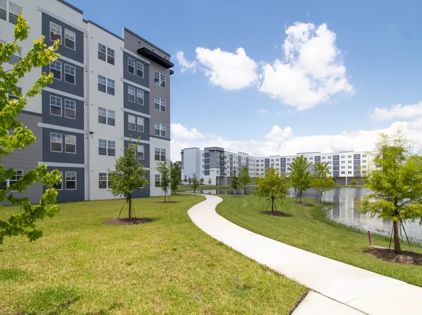 5587 Millenia Park Blvd #214, Orlando, FL 32839