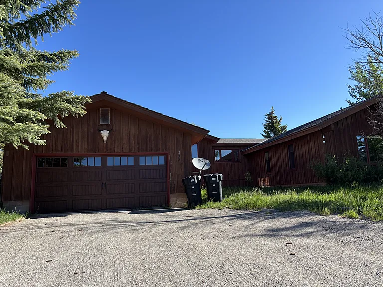1255 Park View Ln — Photo 17