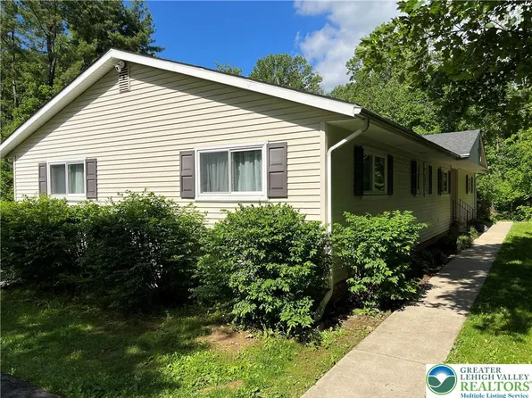 1321 Sheridan Rd, Coopersburg, PA 18036