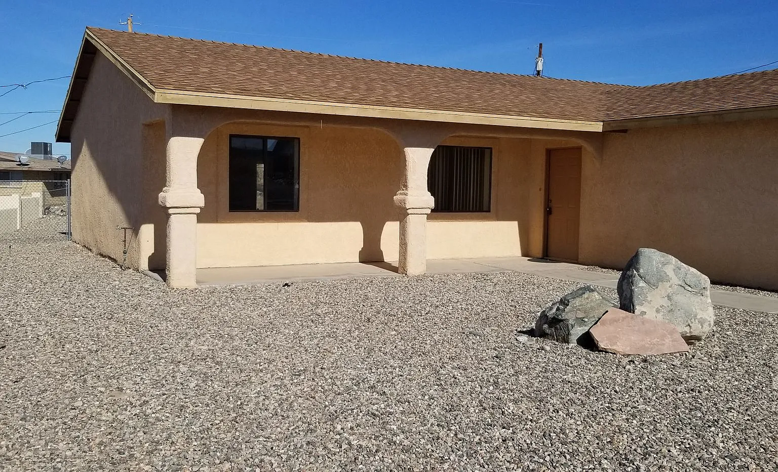 Unfurnished Long Term House — Photo 4