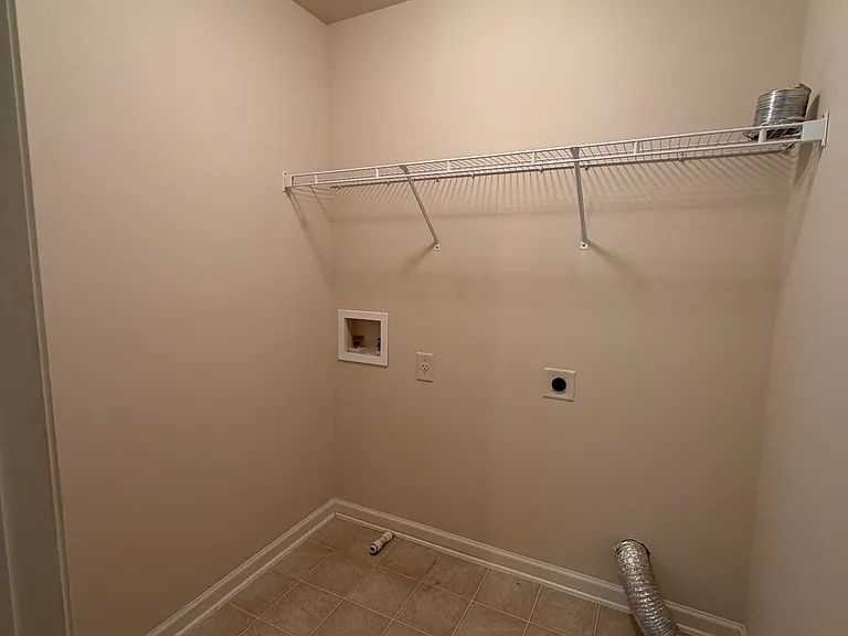 104 Thorncrest Ct — Photo 17
