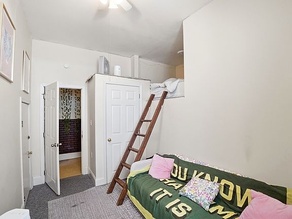 3rd image of 2227 Wheeler St APT 1