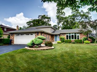 13520 Idlewild Dr, Orland Park, IL 60462