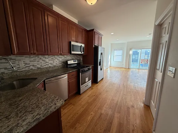 33 Nelson Ave #1, Jersey City, NJ 07307