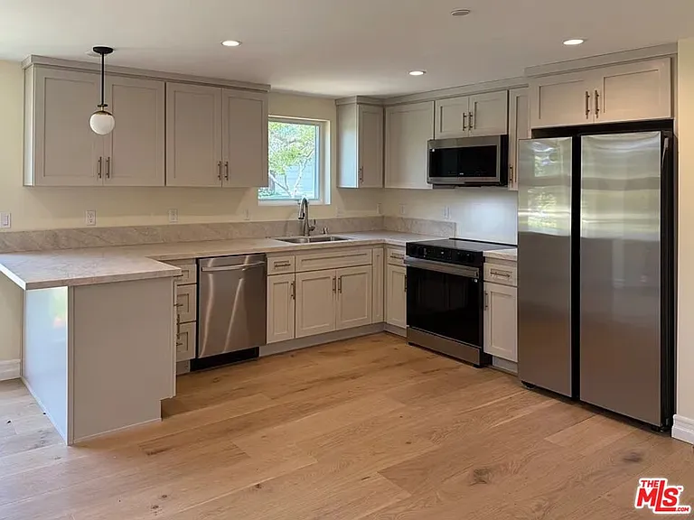 2807 Dunleer Pl #A — Photo 2