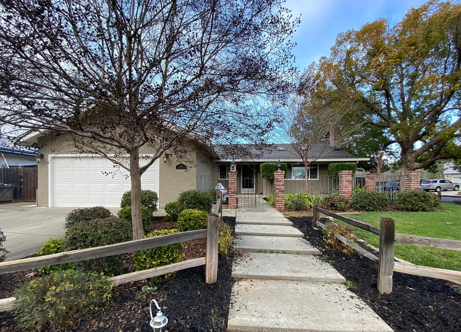 398 Woodside Cir photo 1