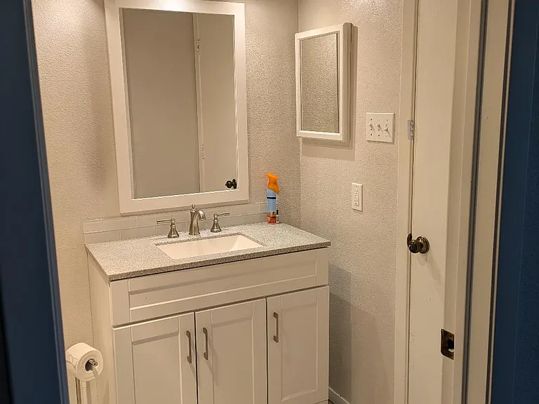 1041 Melissa Ln — Photo 10