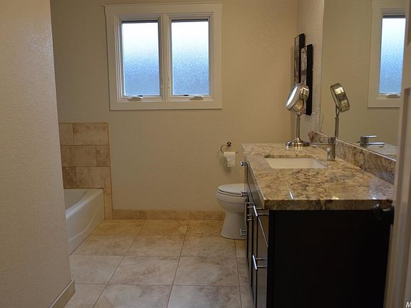 Downstairs Guest Bathroom #1