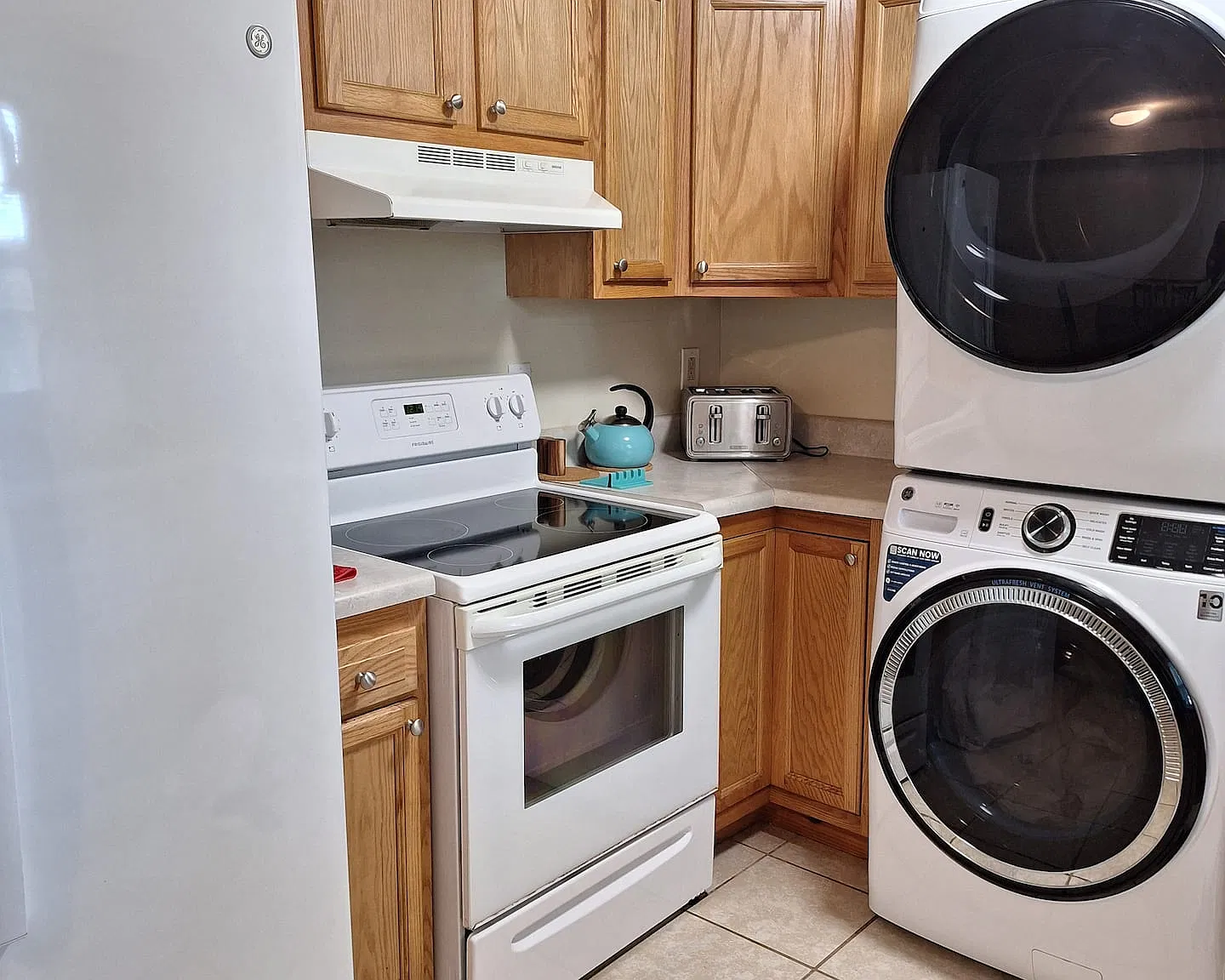 2 bed, 1.5 bath, 850 sqft, $1,350 — Photo 4