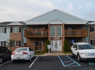 1585 Harbour Blvd APT 164, Trenton, MI 48183