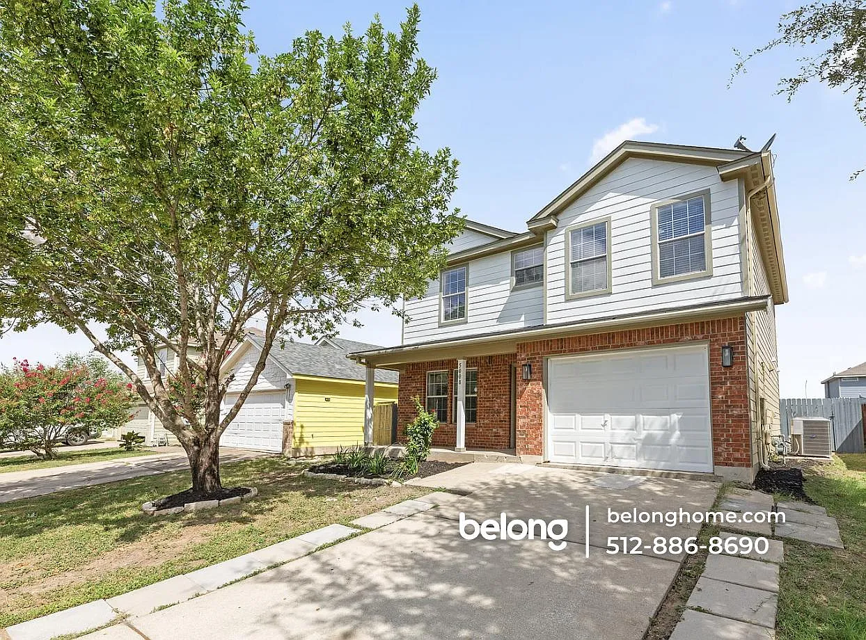 4 bed, 2.5 bath, 1742 sqft, $1,895 — Photo 2
