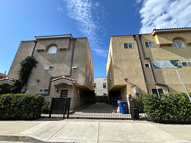 2013 S Raymond Ave — Photo 16