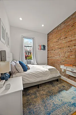 Rented by Compass | media 6