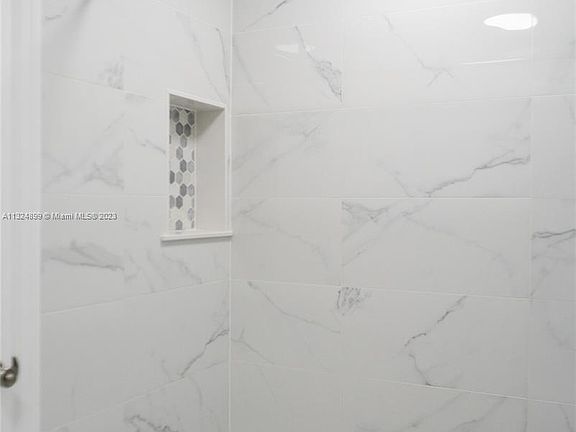 4th image of 847 NW 80th Way #2