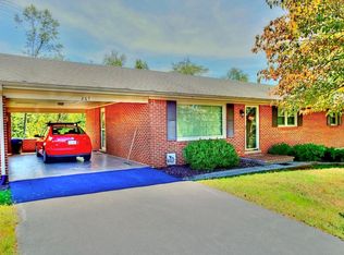 267 Ormac Ln, Rocky Mount, VA 24151