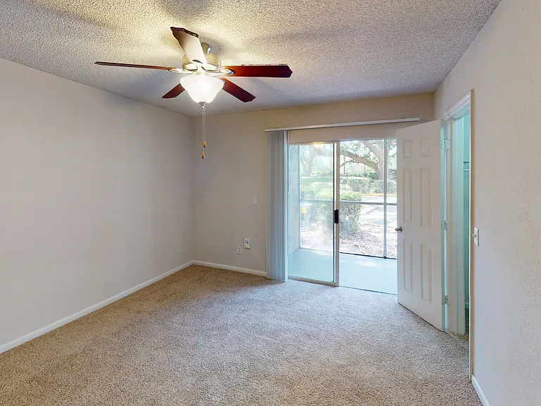 Altamira Place Apartment Homes — Photo 83