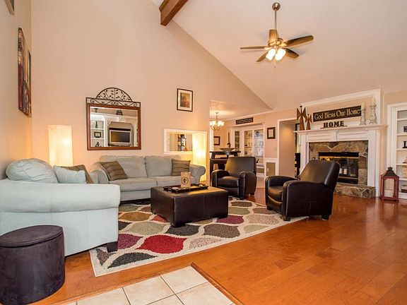 3281 Wilderness Circle-14.jpg