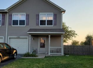 1302 Burns Ln #1302, Minooka, IL 60447