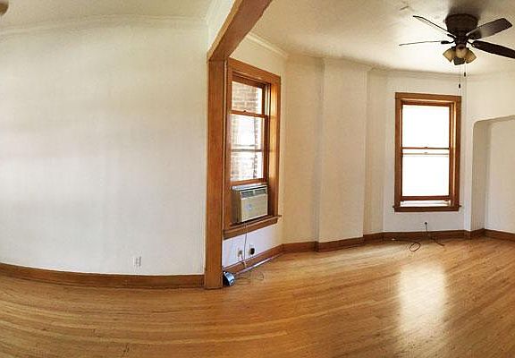 5th image of 1543 W School St #2