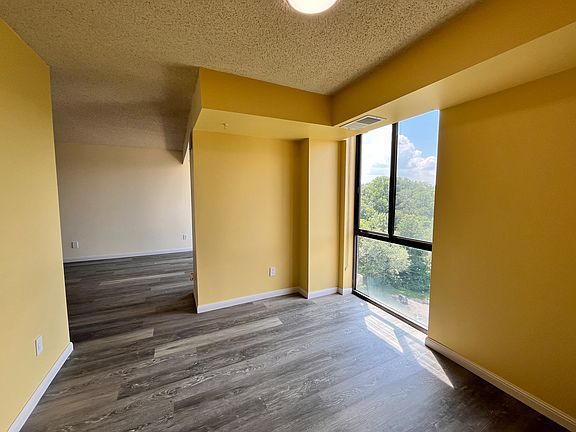 5th image of 2300 Pimmit Dr APT 1218