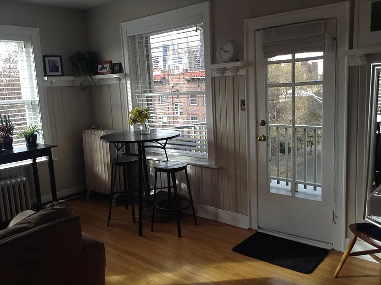 1376 N Pearl St #301 — Photo 21