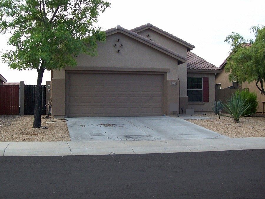 1st image of 2515 W Warren Dr