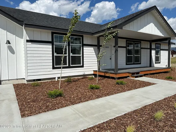 852 Stone Crop Rd, Victor, ID 83455