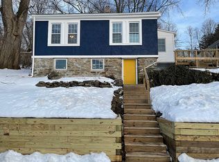 130 Mount Pleasant St, Derby, CT 06418