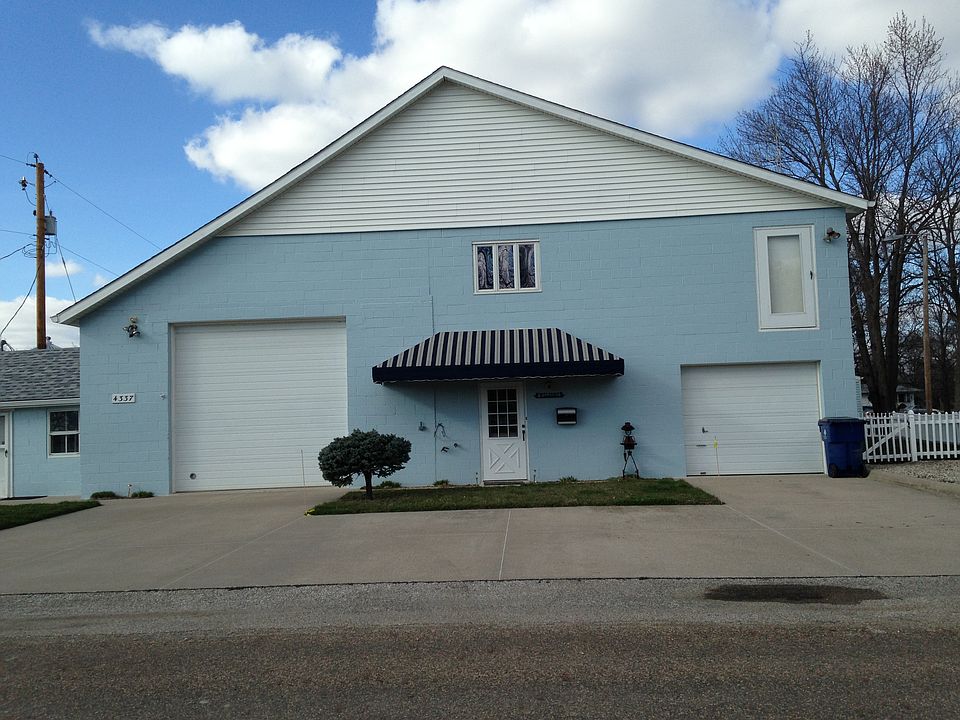4337 N Callison - Cumming IA