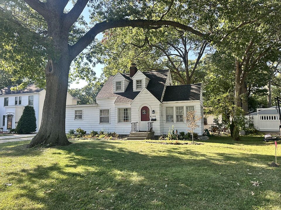 1st image of 1838 Moulton Ave