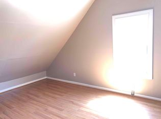 985 Middlesex St #3, Lowell, MA 01851