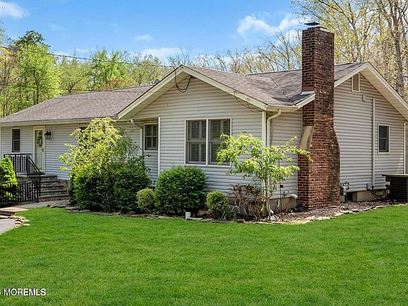 2nd image of 86 Cox Cro Road