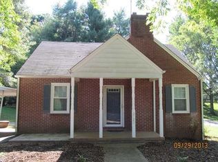 2120 Springs Rd, Mount Airy, NC 27030